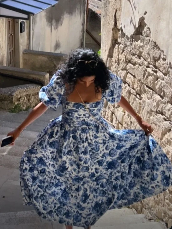 Abercrombie & Fitch Blue and White Floral Midi Dress - Picture 2 of 5